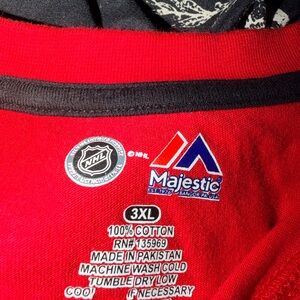 Majestic Red NHL Graphic Tee